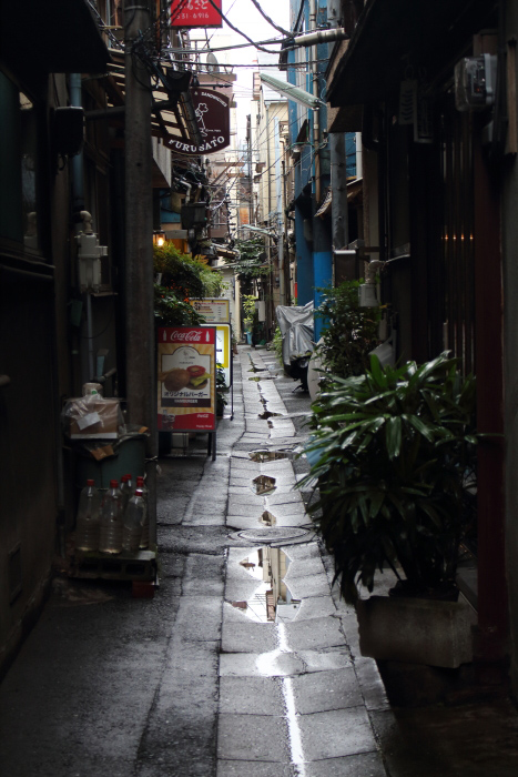 路地 003