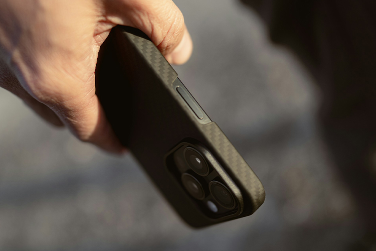 iPhone 15 の画面サイズ・本体サイズとバッテリー性能の変化