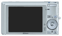 写真：COOLPIX S500 2.5型液晶